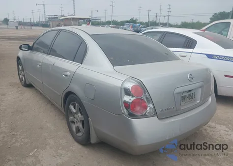 2005 Nissan Altima 2.5 S from USA, damaged, VIN 1N4AL11D35N438529